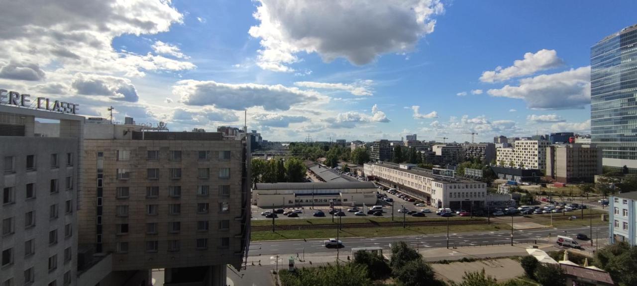 Labo Apartment Platynowa Varšava Exteriér fotografie